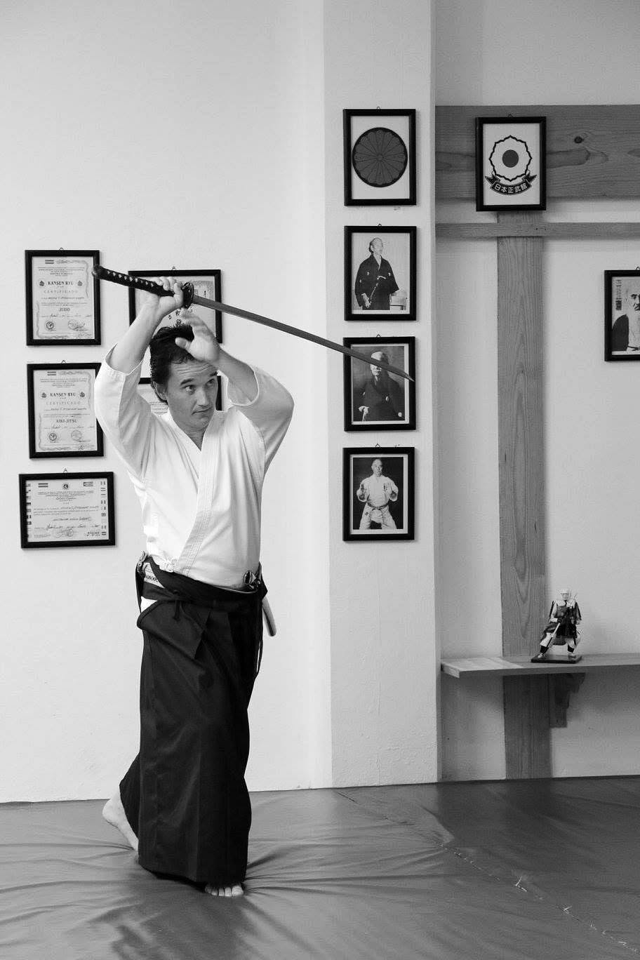 Fotografía de práctica de Toyama-ryū Iaidō